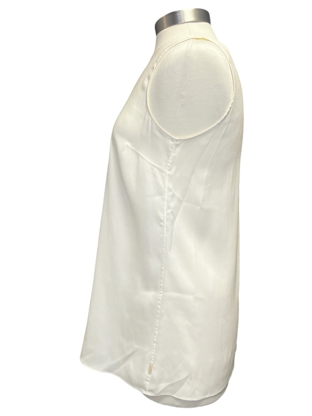 Brunello Cucinelli Silk Tank
Cream Large - Picture 2 of 6